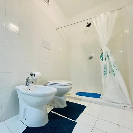 Piazza Ginestre Appartement